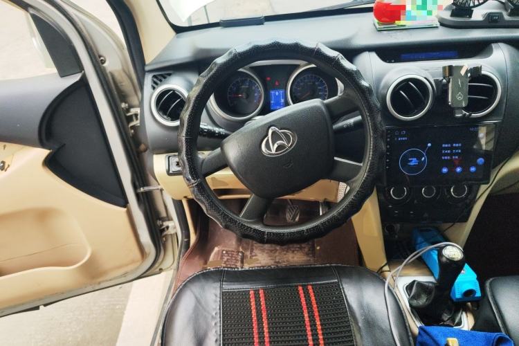 Used CHANGAN KAICHENG Ounuo S 2013 1.5L Elite Model Steering Wheel