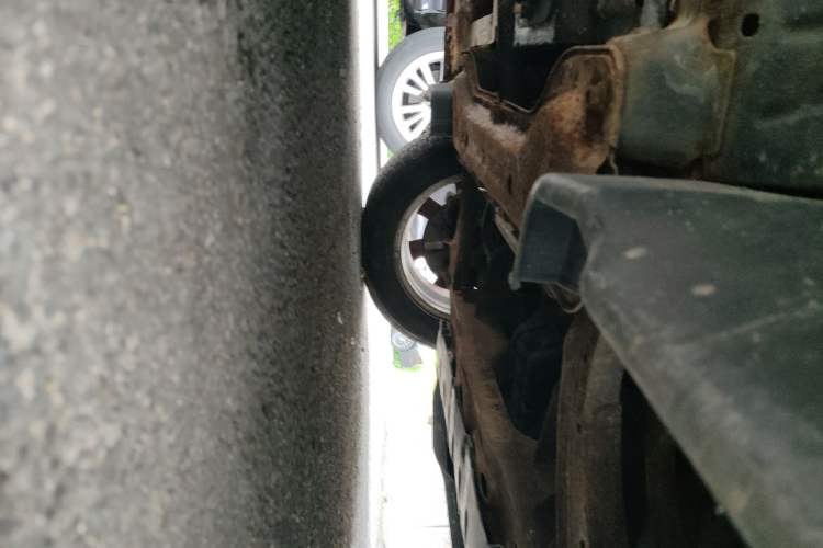 Used CHANGAN KAICHENG Ounuo S 2013 1.5L Elite Model Chassis Front Right
