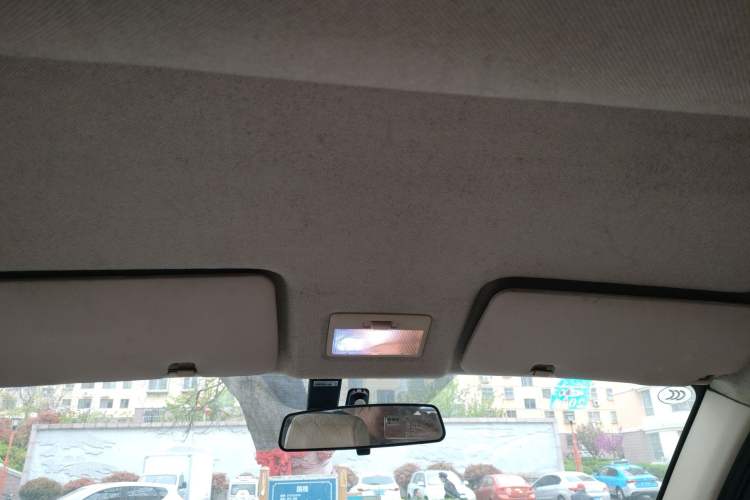Used CHANGAN KAICHENG Ounuo S 2013 1.5L Elite Model Headliner