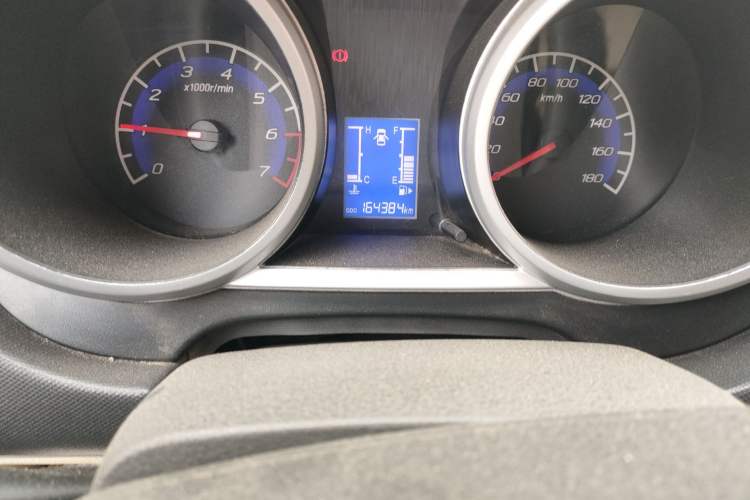 Used CHANGAN KAICHENG Ounuo S 2013 1.5L Elite Model Odometer Close Up