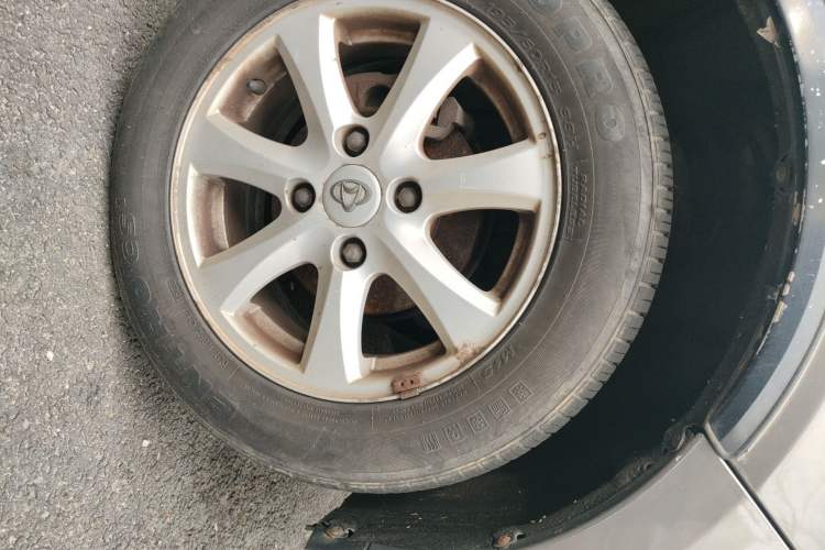 Used CHANGAN KAICHENG Ounuo S 2013 1.5L Elite Model Right Front Wheel Hub