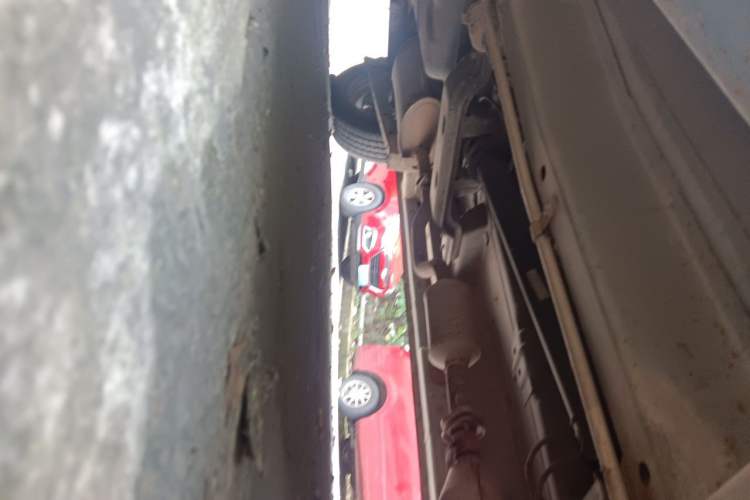 Used CHANGAN KAICHENG Ounuo S 2014 1.5L Elite Model Chassis Front Right