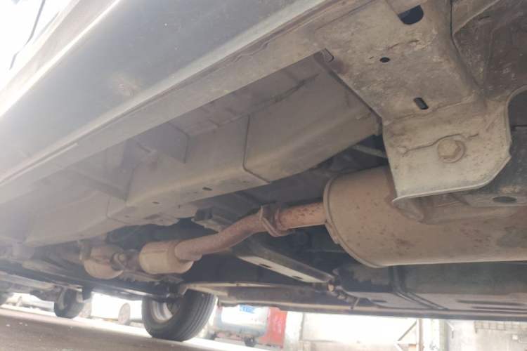 Used CHANGAN KAICHENG Ounuo S 2014 1.5L Elite Model Chassis Rear Left