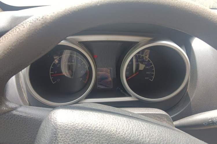 Used CHANGAN KAICHENG Ounuo S 2014 1.5L Elite Model Instrument Cluster