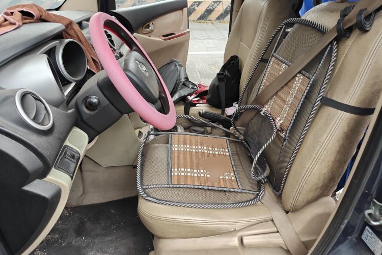 Used CHANGAN KAICHENG Ounuo S 2014 1.3L Happiness Model Left Front Seat
