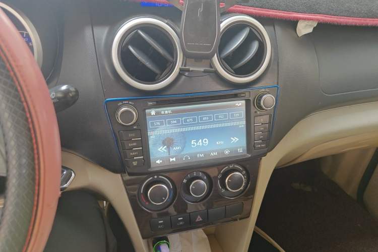 Used CHANGAN KAICHENG Ounuo S 2014 1.5L Elite Model Audio And AC Panel