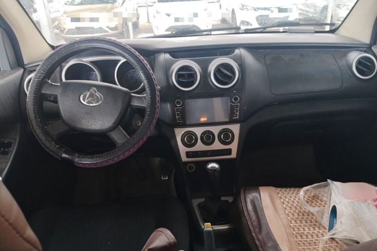 Used CHANGAN KAICHENG Ounuo S 2014 1.5L Base Version Center Console