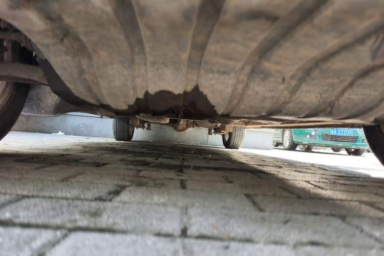 Used CHANGAN KAICHENG Ounuo S 2014 1.5L Base Version Chassis Front