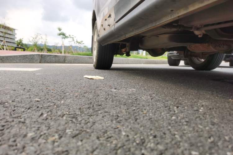 Used CHANGAN KAICHENG Ounuo S 2014 1.5L Elite Model Chassis Front Right