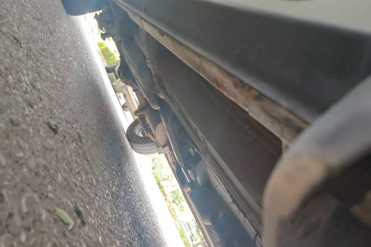 Used CHANGAN KAICHENG Ounuo S 2014 1.5L Base Version Chassis Front Right