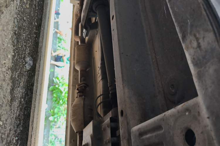 Used CHANGAN KAICHENG Ounuo S 2014 1.5L Base Version Chassis Front Right