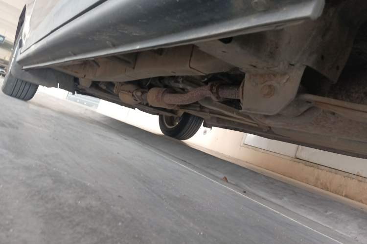 Used CHANGAN KAICHENG Ounuo S 2014 1.5L Base Version Chassis Rear Left