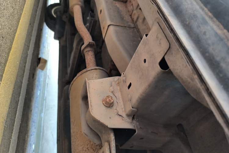 Used CHANGAN KAICHENG Ounuo S 2014 1.5L Base Version Chassis Rear Left
