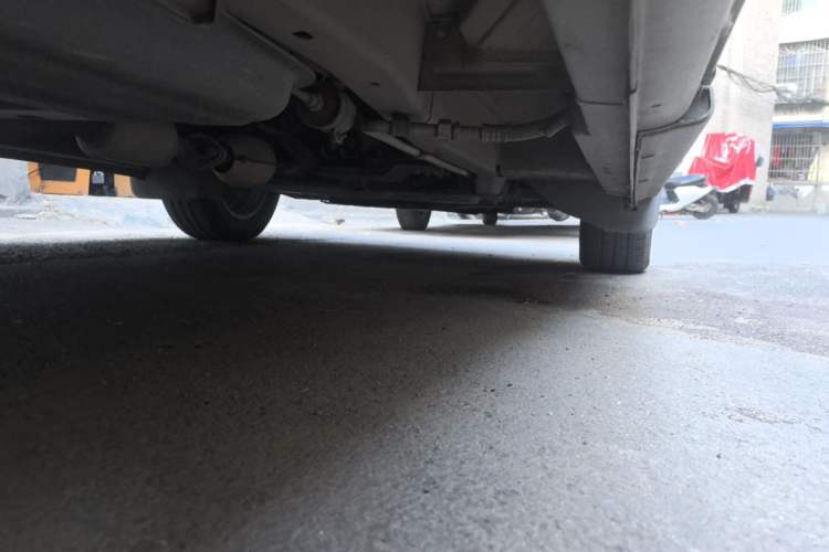 Used CHANGAN KAICHENG Ounuo S 2014 1.5L Base Version Chassis Rear Right