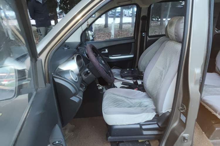 Used CHANGAN KAICHENG Ounuo S 2014 1.5L Base Version Driver Seat