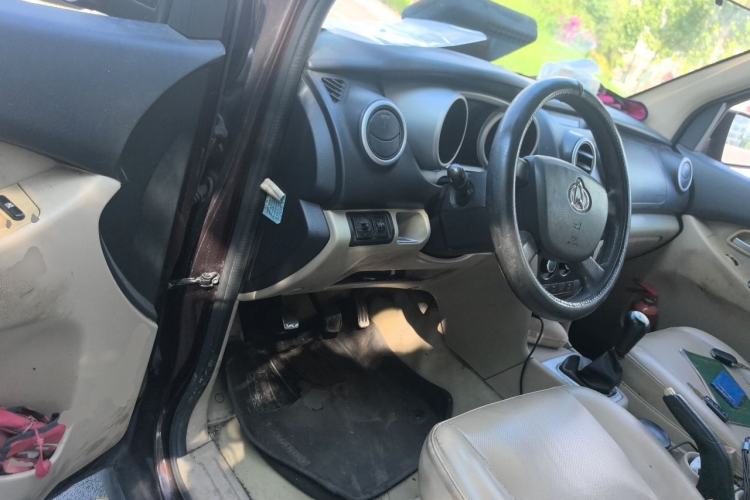 Used CHANGAN KAICHENG Ounuo S 2014 1.5L Luxury Model Driver Seat