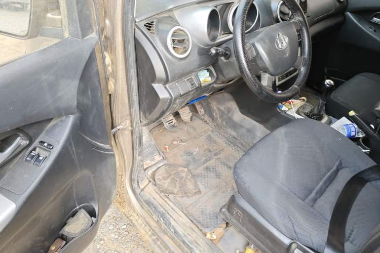 Used CHANGAN KAICHENG Ounuo S 2014 1.5L Base Version Driver Seat