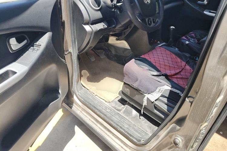 Used CHANGAN KAICHENG Ounuo S 2014 1.5L Base Version Driver Seat