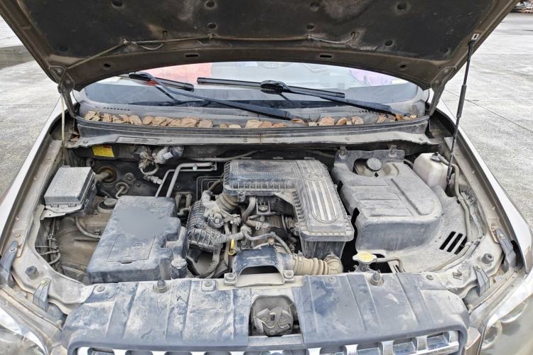 Used CHANGAN KAICHENG Ounuo S 2014 1.3L Elite Model Engine Bay