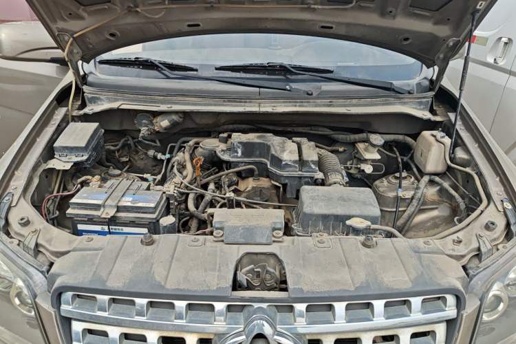 Used CHANGAN KAICHENG Ounuo S 2014 1.5L Elite Model Engine Bay