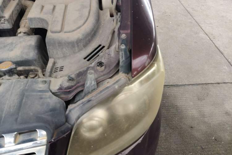 Used CHANGAN KAICHENG Ounuo S 2014 1.5L Base Version Engine Bay Left