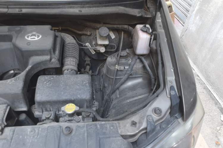 Used CHANGAN KAICHENG Ounuo S 2014 1.5L Base Version Engine Bay Left