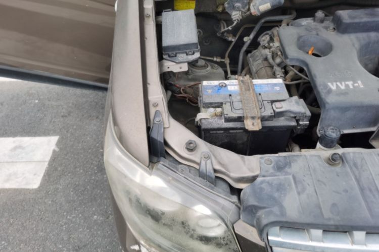 Used CHANGAN KAICHENG Ounuo S 2014 1.5L Elite Model Engine Bay Right
