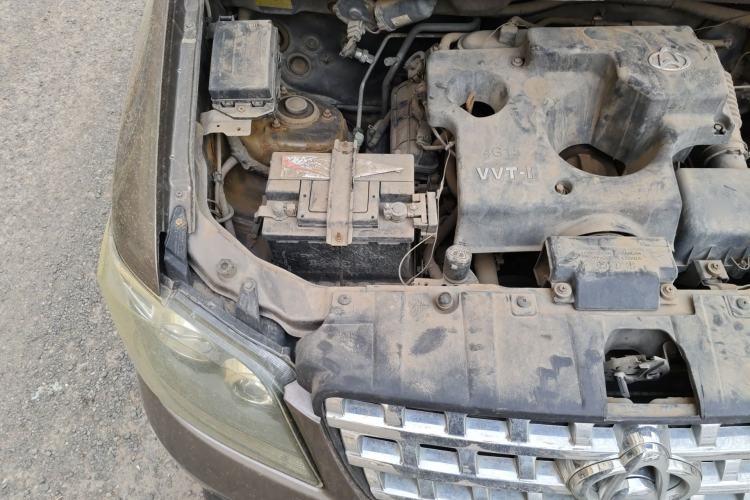 Used CHANGAN KAICHENG Ounuo S 2014 1.5L Base Version Engine Bay Right