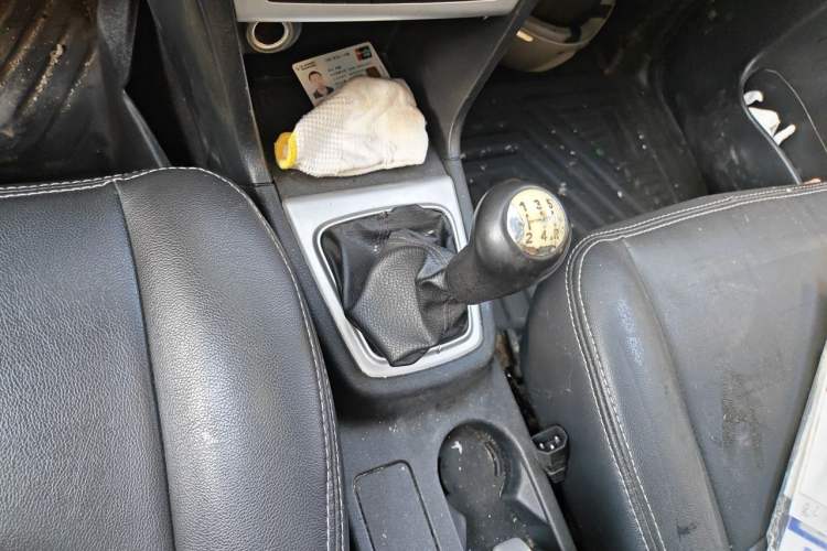 Used CHANGAN KAICHENG Ounuo S 2014 1.5L Base Version Gear Lever