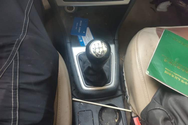 Used CHANGAN KAICHENG Ounuo S 2014 1.5L Base Version Gear Lever