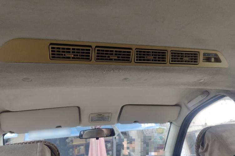 Used CHANGAN KAICHENG Ounuo S 2014 1.5L Elite Model Headliner