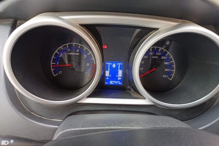 Used CHANGAN KAICHENG Ounuo S 2014 1.5L Base Version Instrument Cluster