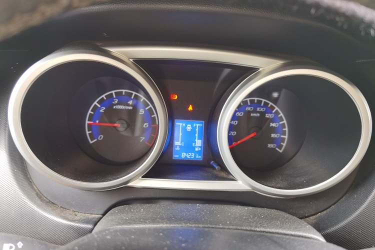 Used CHANGAN KAICHENG Ounuo S 2014 1.5L Base Version Instrument Cluster
