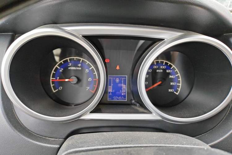 Used CHANGAN KAICHENG Ounuo S 2014 1.3L Elite Model Instrument Cluster