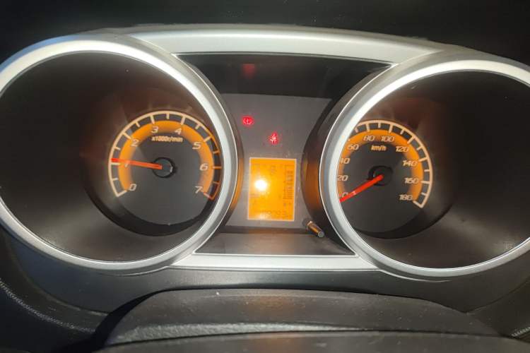 Used CHANGAN KAICHENG Ounuo S 2014 1.5L Base Version Instrument Cluster