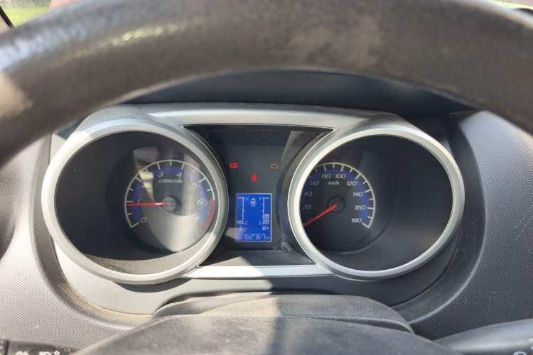 Used CHANGAN KAICHENG Ounuo S 2014 1.5L Base Version Instrument Cluster