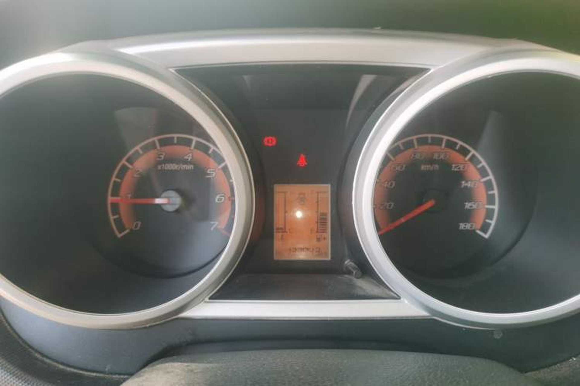 Used CHANGAN KAICHENG Ounuo S 2014 1.5L Base Version Instrument Cluster