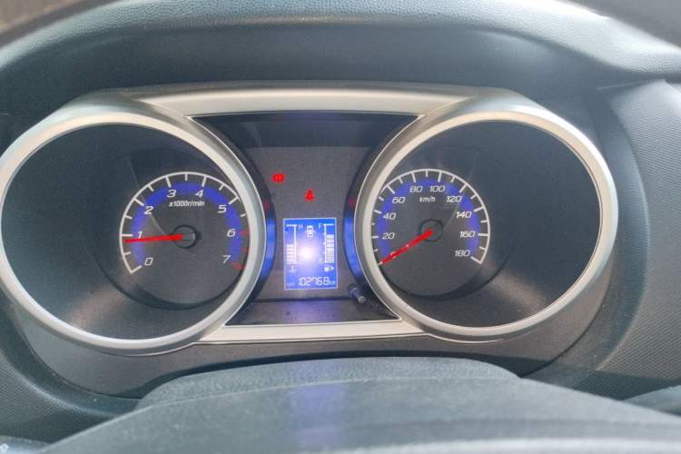 Used CHANGAN KAICHENG Ounuo S 2014 1.5L Base Version Instrument Cluster