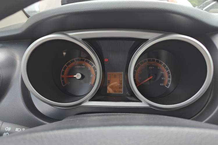 Used CHANGAN KAICHENG Ounuo S 2014 1.5L Base Version Instrument Cluster