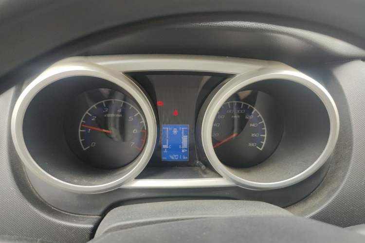 Used CHANGAN KAICHENG Ounuo S 2014 1.5L Elite Model Instrument Cluster
