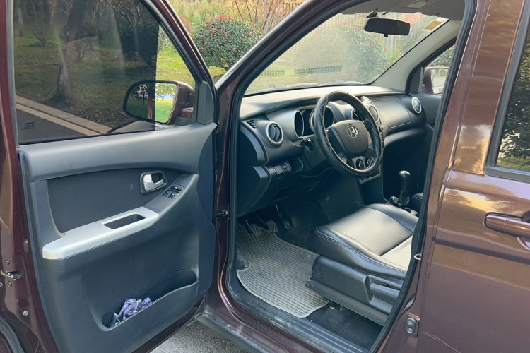 Used CHANGAN KAICHENG Ounuo S 2014 1.5L Base Version Interior 2