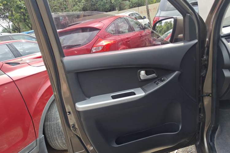 Used CHANGAN KAICHENG Ounuo S 2014 1.5L Base Version Left Front Door Interior