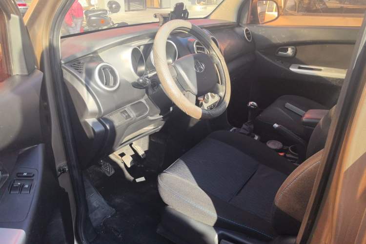Used CHANGAN KAICHENG Ounuo S 2014 1.5L Base Version Left Front Seat