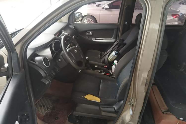 Used CHANGAN KAICHENG Ounuo S 2014 1.5L Base Version Left Front Seat