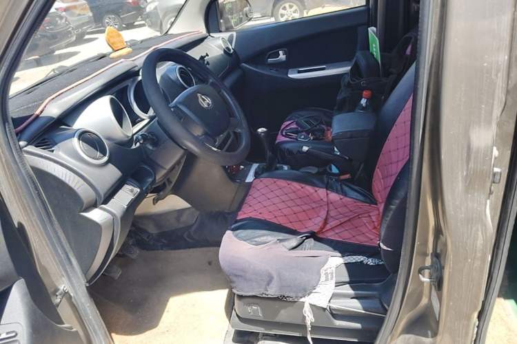 Used CHANGAN KAICHENG Ounuo S 2014 1.5L Base Version Left Front Seat