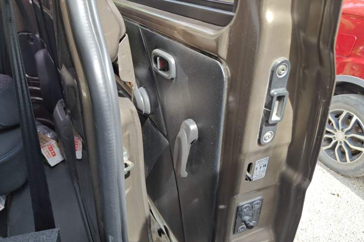 Used CHANGAN KAICHENG Ounuo S 2014 1.5L Base Version Left Rear Door Interior