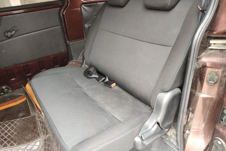 Used CHANGAN KAICHENG Ounuo S 2014 1.5L Base Version Left Rear Seat