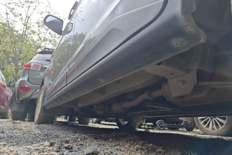 Used CHANGAN KAICHENG Ounuo S 2014 1.5L Base Version Left Side Sill