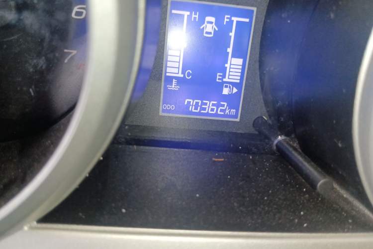 Used CHANGAN KAICHENG Ounuo S 2014 1.5L Base Version Odometer Close Up