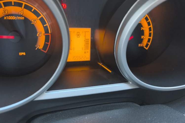 Used CHANGAN KAICHENG Ounuo S 2014 1.5L Base Version Odometer Close Up